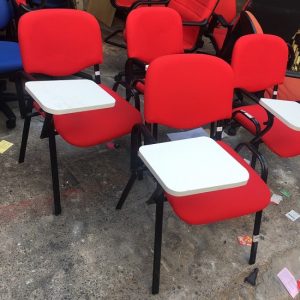 ghe-lien-ban-cu-cao-cap-moi-90-300x300 Lý do chúng ta nên sử dụng ghế gấp liền bàn thanh lý  