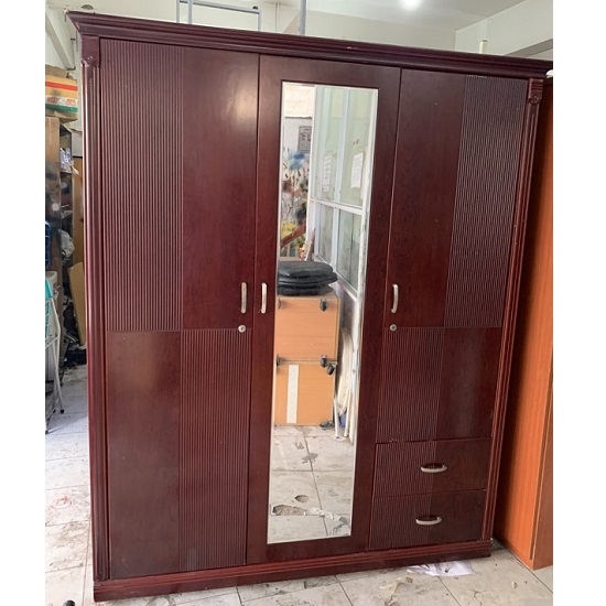 Tủ quần áo cũ 3 cánh màu nâu giá rẻ