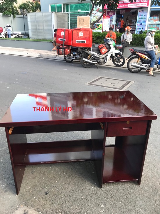 Thanh lý bàn làm việc máy tính cũ ngang 1m2 giá rẻ   10-2 Thanh lý bàn làm việc máy tính cũ ngang 1m2 giá rẻ