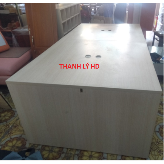XÁDAAA Giảm giá bàn họp 1m2 x 2m4 đẹp như mới - BLVC299  