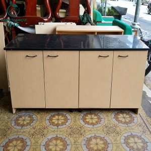 Tủ Bếp Cũ 1M6X60CM Mặt Đá Đen Thiết Kế Màu Vân Gỗ