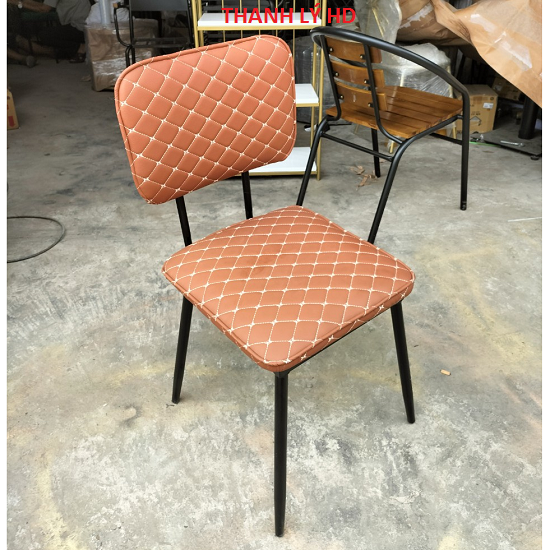 99753311 Thanh lý ghế nệm màu cam có tựa lưng giá rẻ  