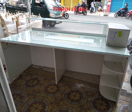 Thanh lý quầy trưng bày sản phẩm cũ đẹp như mới   321321312-1 Thanh lý quầy trưng bày sản phẩm cũ đẹp như mới