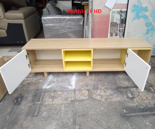 BAN-LAM-VIEC-CU-GIA-RE-5 Kệ tivi cũ đẹp như mới - KTVC53  