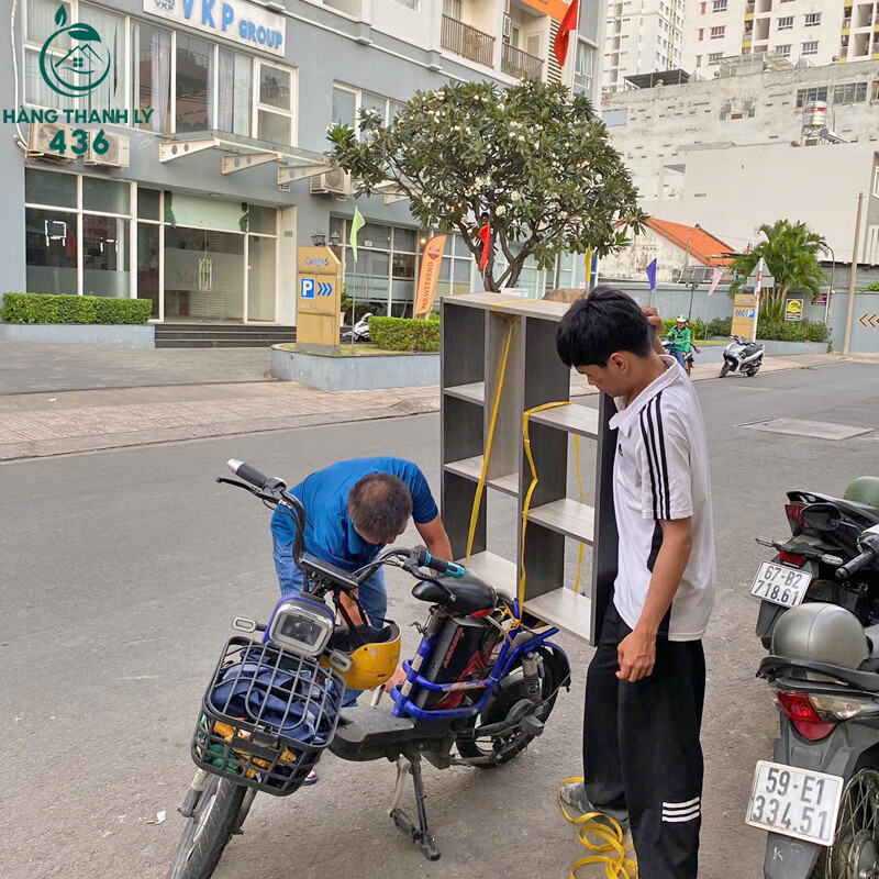 hinh-anh-giao-hang-1 Dịch Vụ Giao Hàng Nhanh Chóng Tại Hàng Thanh Lý 436 – Đáp Ứng Mọi Nhu Cầu!  