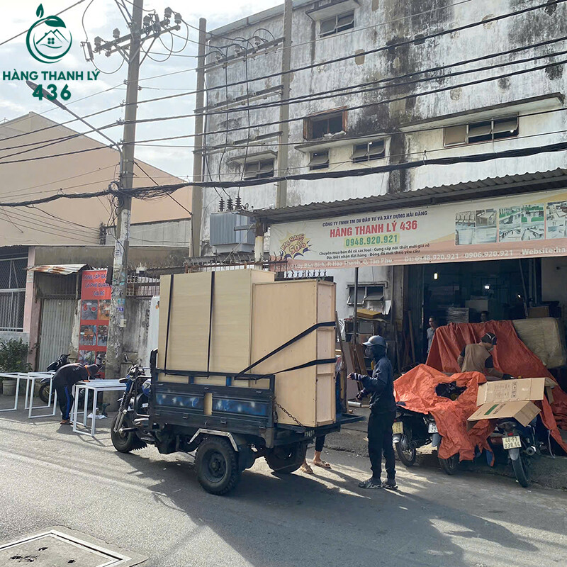 giao-hang-tai-Hang-Thanh-Ly-436-3 Đầu Năm 2025 Rộn Ràng Giao Hàng Tại Hàng Thanh Lý 436  
