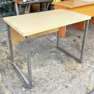 ban lam viec cu (23)