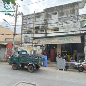 giao-hang-tai-Hang-Thanh-Ly-436-3-300x300 Trải Nghiệm Giao Hàng Chu Đáo Và Nhanh Gọn Tại Hàng Thanh Lý 436  