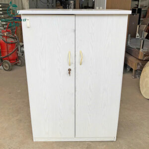 tu quan ao nhua cu (5)