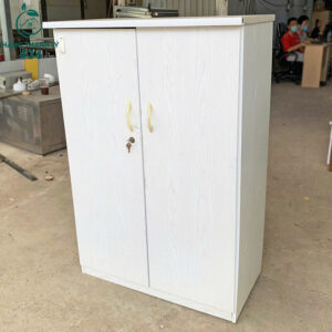 tu quan ao nhua cu (6)