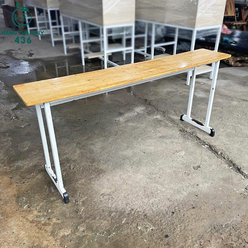 ban-hoc-sinh-cu-4 Bàn Học Cũ Mặt Gỗ Chân Sắt Trắng Chống Trượt  