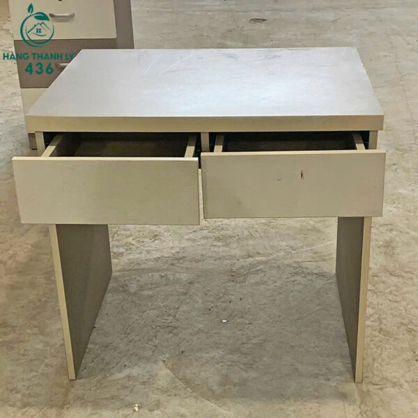 ban lam viec cu (1)