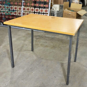 ban lam viec cu (13)