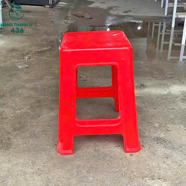 ghe nhua cu (1)