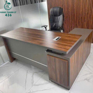 thanh ly ban giam doc (4)