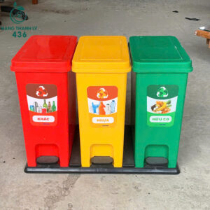 thung rac cu (2)