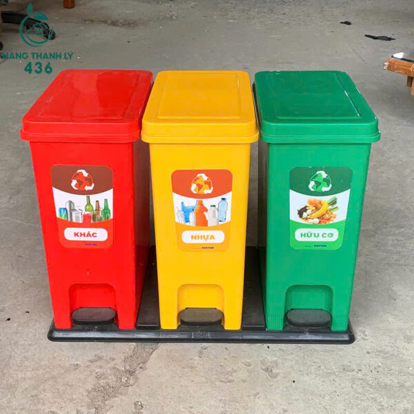 thung rac cu (2)