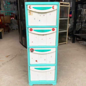 tu quan ao nhua cu (2)