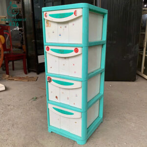 tu quan ao nhua cu (2)