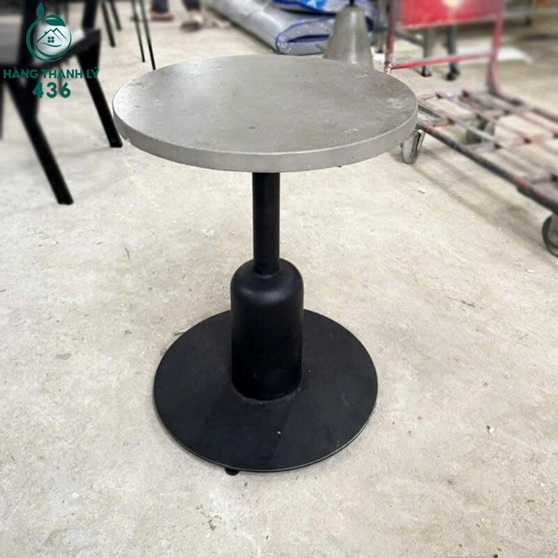 Bàn Cafe Cũ Mặt Tròn Xi Măng Cứng Cáp ban-ca-phe Bàn Cafe Cũ Mặt Tròn Xi Măng Cứng Cáp