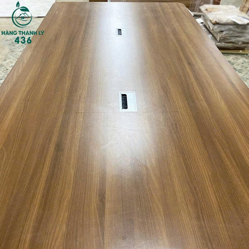 Bàn Họp Văn Phòng Màu Vân Gỗ Sang Trọng Mới 99% ban-hop-4 Bàn Họp Văn Phòng Màu Vân Gỗ Sang Trọng Mới 99%