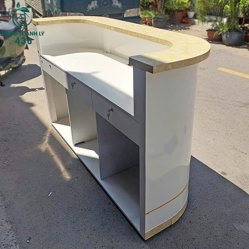 Quầy Lễ Tân Cũ Màu Trắng Sang Trọng Giá Tốt   quay-cu-2 Quầy Lễ Tân Cũ Màu Trắng Sang Trọng Giá Tốt