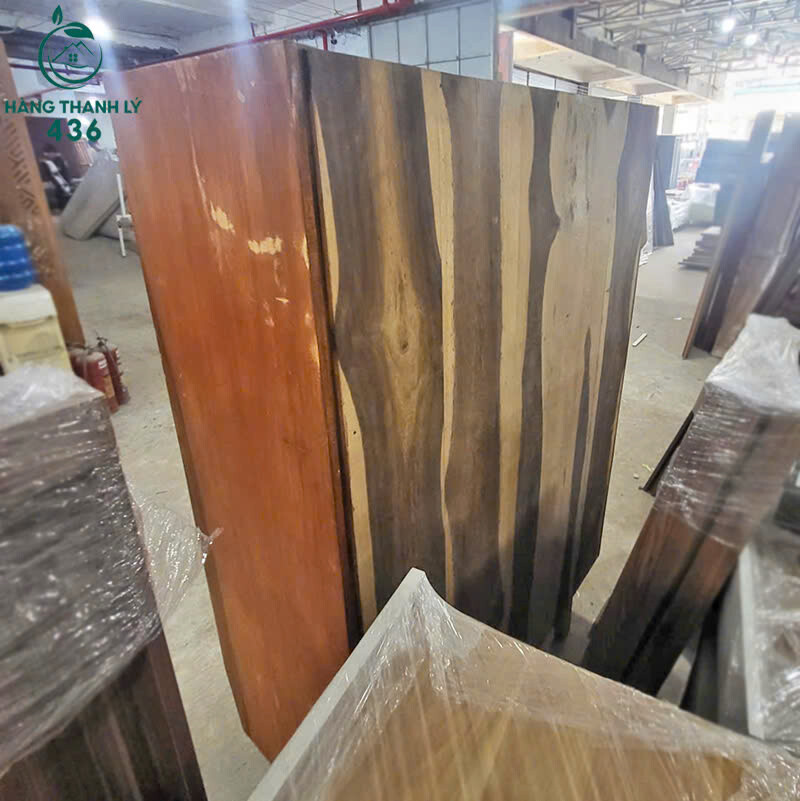 Tủ Quần Áo Gỗ Căm Xe Màu Nâu Đỏ Cũ Chắc Chắn   Tu-go-dung-1 Tủ Quần Áo Gỗ Căm Xe Màu Nâu Đỏ Cũ Chắc Chắn