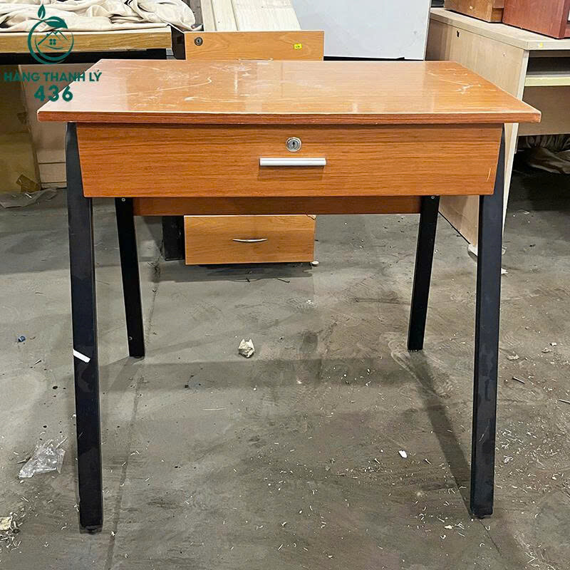 Bàn Học Sinh Cũ Có Ngăn Kéo Chân Sắt Đen 75CMx50CM   ban-hoc-sinh-3 Bàn Học Sinh Cũ Có Ngăn Kéo Chân Sắt Đen 75CMx50CM