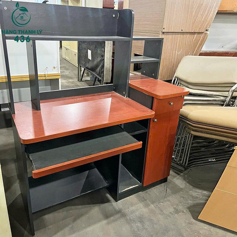 Bàn Máy Tính Cũ Có Hộc Tủ Và Kệ Để Đồ Tiện Lợi ban-lam-viec-18 Bàn Máy Tính Cũ Có Hộc Tủ Và Kệ Để Đồ Tiện Lợi
