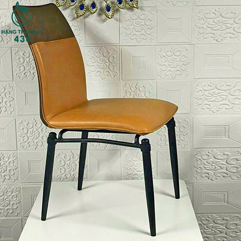 Bộ Bàn Ghế Nhà Hàng Mặt Vân Marble Kèm Ghế Bọc Da Mới 99% bo-ban-ghe-cf-1 Bộ Bàn Ghế Nhà Hàng Mặt Vân Marble Kèm Ghế Bọc Da Mới 99%