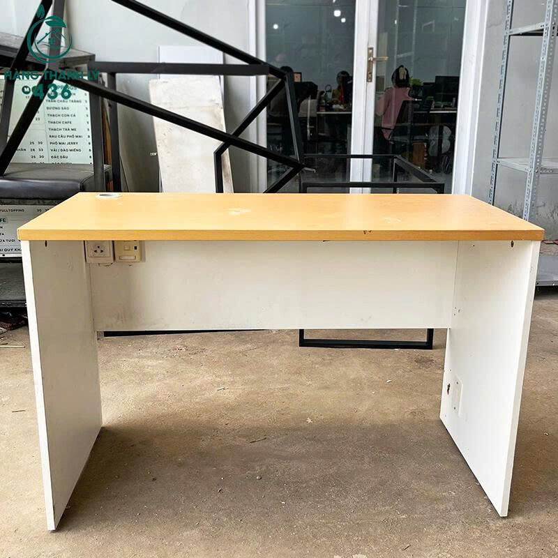 Bàn Làm Việc Văn Phòng Cũ Màu Trắng Phối Vân Gỗ gen-n-Ban-lam-viec2 Bàn Làm Việc Văn Phòng Cũ Màu Trắng Phối Vân Gỗ