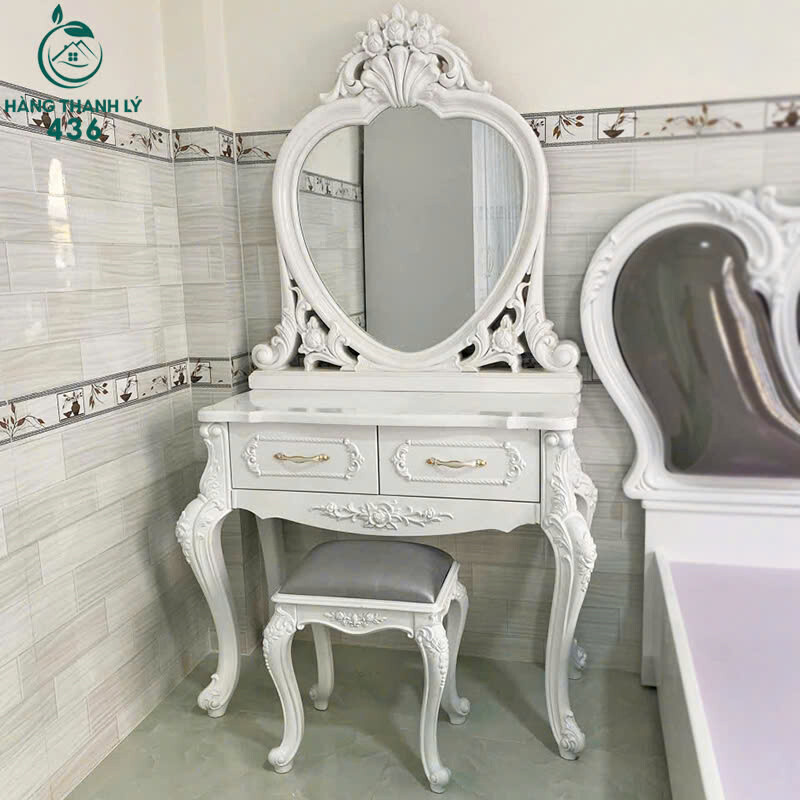 Thanh Lý Bàn Trang Điểm Màu Trắng Thiết Kế Chạm Khắc Tinh Xảo Mới 99%   gen-n-ban-trang-diem-4 Thanh Lý Bàn Trang Điểm Màu Trắng Thiết Kế Chạm Khắc Tinh Xảo Mới 99%