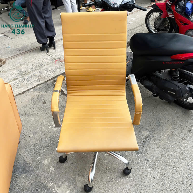 Ghế Xoay Văn Phòng Cũ Chất Liệu Da Màu Vàng   ghe-2-14 Ghế Xoay Văn Phòng Cũ Chất Liệu Da Màu Vàng