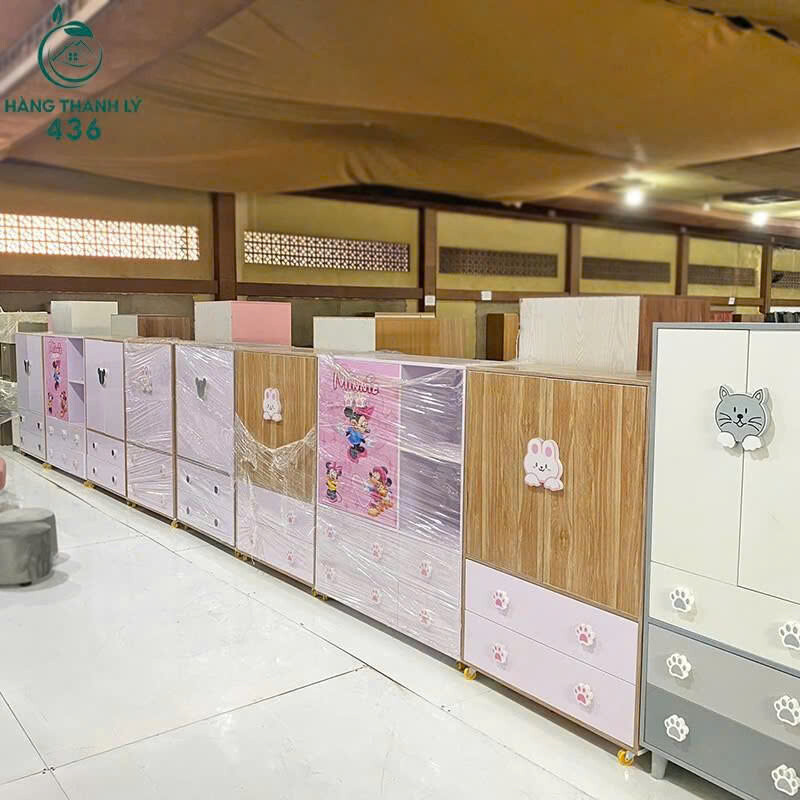 Một Ngày Ở Kho 436 – Hàng Chục Mẫu Tủ Quần Áo Mới Cập Bến hoat-dong-web-1 Một Ngày Ở Kho 436 – Hàng Chục Mẫu Tủ Quần Áo Mới Cập Bến