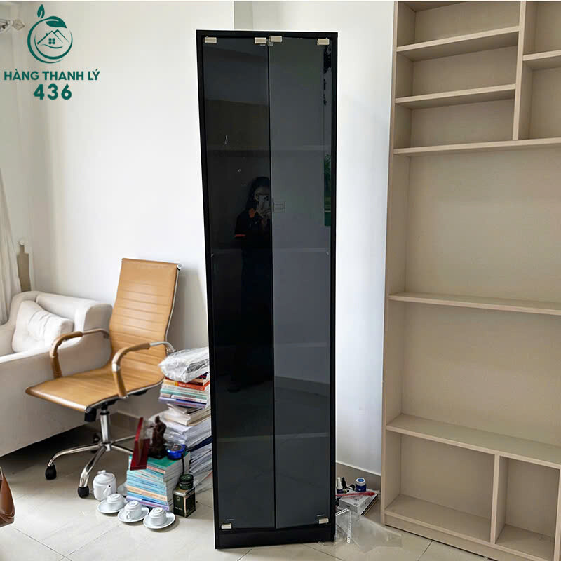 Tủ Trưng Bày Cũ Màu Đen Cao 2m Kính Trong Suốt   ke-8 Tủ Trưng Bày Cũ Màu Đen Cao 2m Kính Trong Suốt