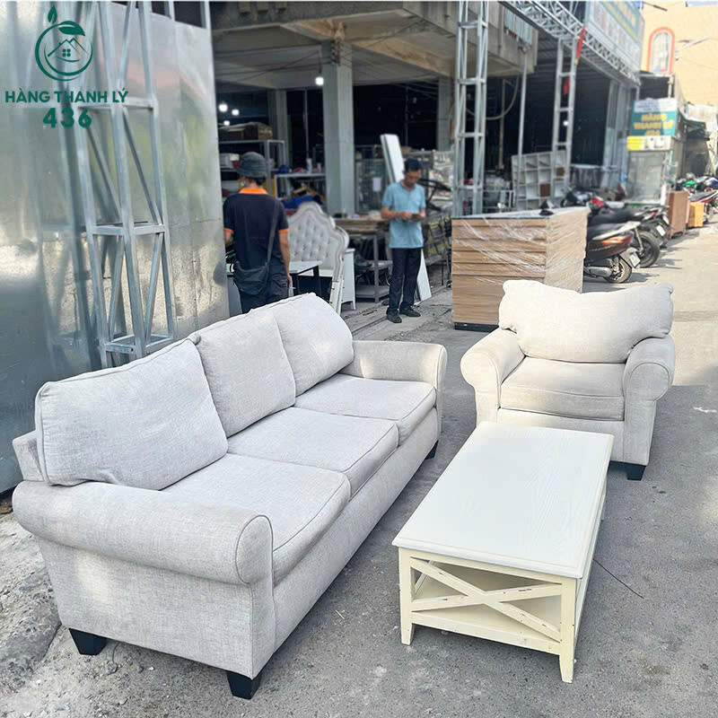 Bộ Sofa Cũ Màu Xám Sáng Gồm Ghế Dài Và Ghế Đơn   sofa-3 Bộ Sofa Cũ Màu Xám Sáng Gồm Ghế Dài Và Ghế Đơn