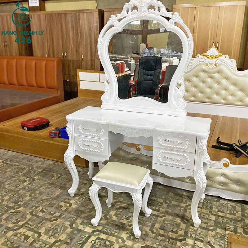 Bàn Trang Điểm Tân Cổ Điển Màu Trắng Sang Trọng Mới 99%   z6957638717653_893f2eda6ead01f7994b994deb8da10c Bàn Trang Điểm Tân Cổ Điển Màu Trắng Sang Trọng Mới 99%