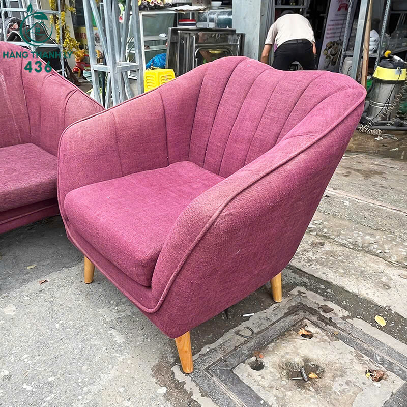 Sofa Vải Cũ Màu Đỏ Rượu Nổi Bật Kiểu Dáng Hiện Đại z6971295256686_dc19f8f643443b638c5f84c1d55a34fa Sofa Vải Cũ Màu Đỏ Rượu Nổi Bật Kiểu Dáng Hiện Đại
