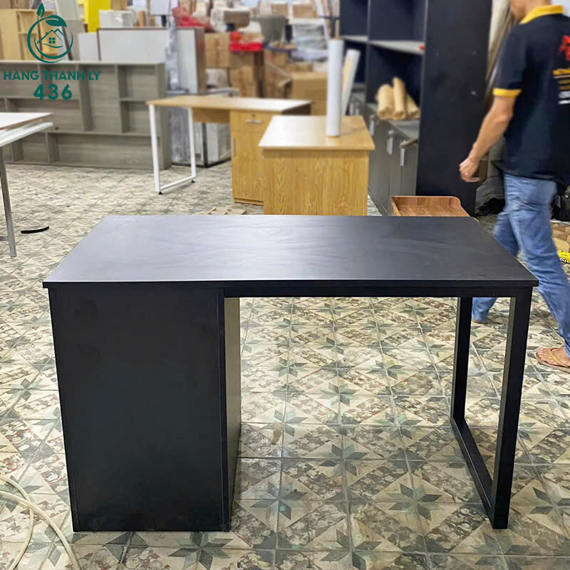 Bàn Làm Việc Gỗ 1M2 Màu Đen Thiết Kế Tối Giản Mới 99% z6971934864574_248bde9bebc3ba046bf711e8ffcf5906 Bàn Làm Việc Gỗ 1M2 Màu Đen Thiết Kế Tối Giản Mới 99%