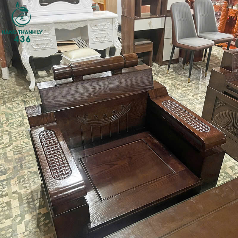 Bộ Bàn Ghế Gỗ Chạm Hoa Văn Kèm Bàn Kính Sang Trọng Mới 99% z6971947524324_6416aec9ea5edf07e4e07b07f8e33062 Bộ Bàn Ghế Gỗ Chạm Hoa Văn Kèm Bàn Kính Sang Trọng Mới 99%