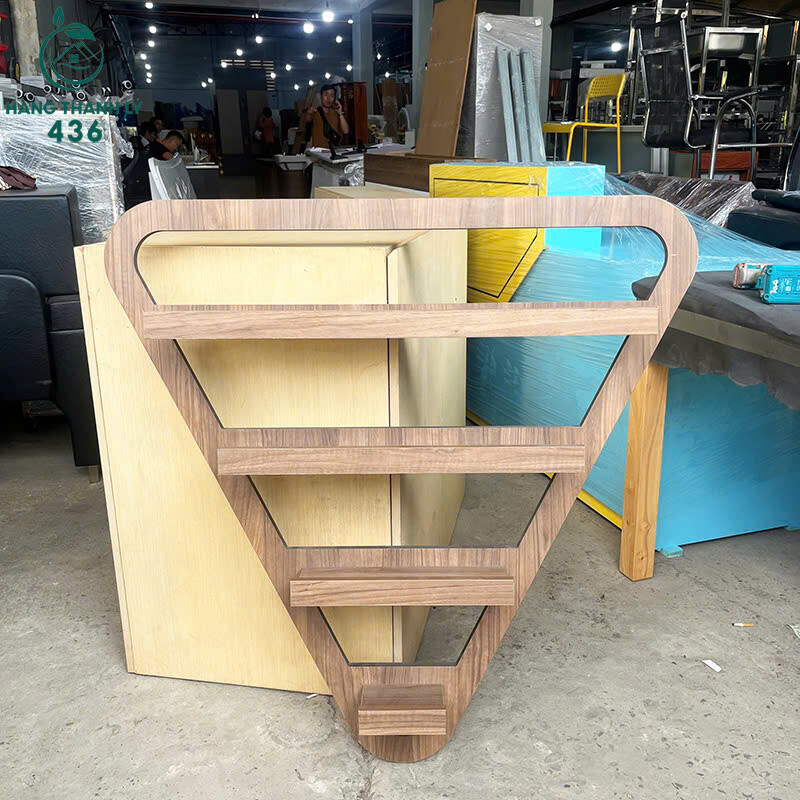 Kệ Treo Hình Tam Giác Cũ Gỗ Chắc Chắn Kiểu Dáng Mới Lạ z6978896262819_9391bc077461ff1a45ea2e2ef5b21020 Kệ Treo Hình Tam Giác Cũ Gỗ Chắc Chắn Kiểu Dáng Mới Lạ