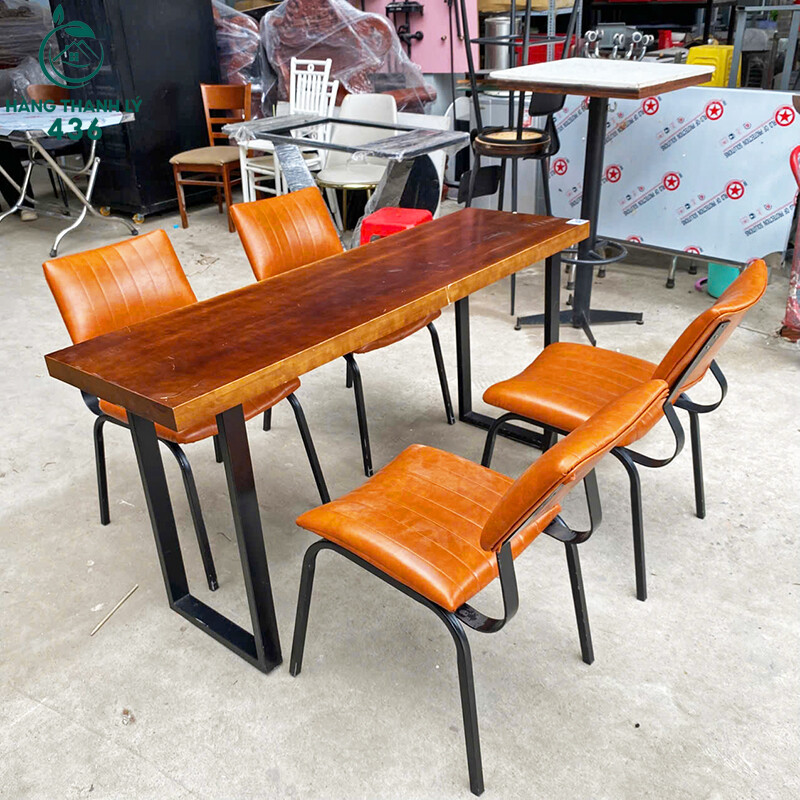 Bàn Cafe Cũ 1M5 Mặt Gỗ Dày Chân Kim Loại Đen Bền Bỉ z6980062362671_5421134c41fd8ca4c5f57818949f74d8-copy Bàn Cafe Cũ 1M5 Mặt Gỗ Dày Chân Kim Loại Đen Bền Bỉ