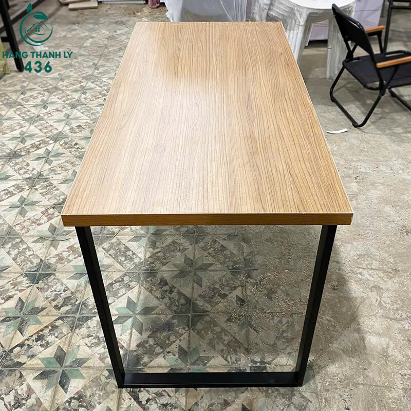 Bàn Làm Việc Gọn Nhẹ Đơn Giản Khung Chắc Chắn Mới 99% z6991716671270_e33ca2f4521d6611563037e8a4530f94 Bàn Làm Việc Gọn Nhẹ Đơn Giản Khung Chắc Chắn Mới 99%