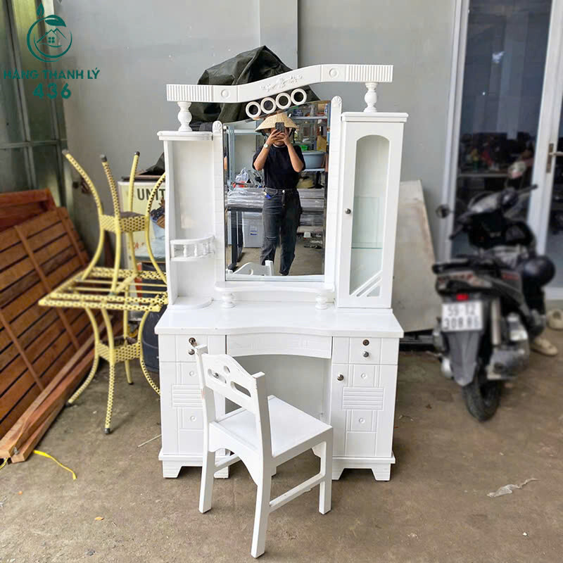 Bàn Trang Điểm Cũ Gỗ Màu Trắng Kiểu Dáng Sang Trọng   z6996484872035_4eb25c982e8a720c067f8fb8f089fbba Bàn Trang Điểm Cũ Gỗ Màu Trắng Kiểu Dáng Sang Trọng