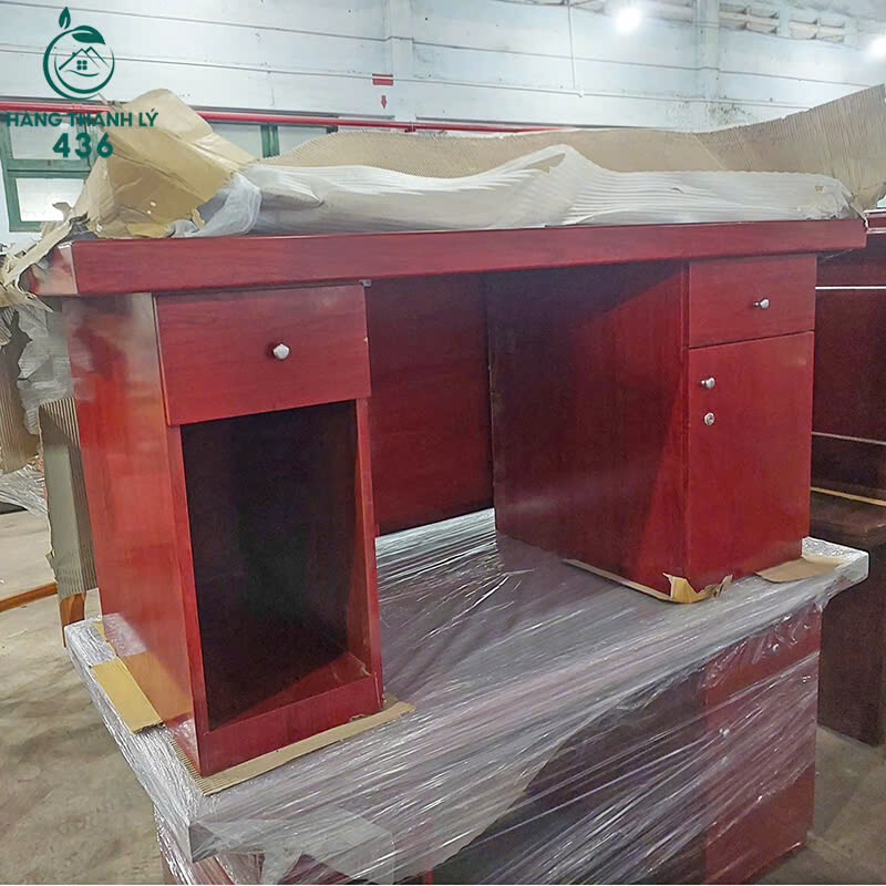 Bàn Giám Đốc Cũ 1M6 Kiểu Dáng Nhỏ Gọn Hiện Đại   z7004528111190_63a5c7b055a00165e80e368304eff7ed-2 Bàn Giám Đốc Cũ 1M6 Kiểu Dáng Nhỏ Gọn Hiện Đại