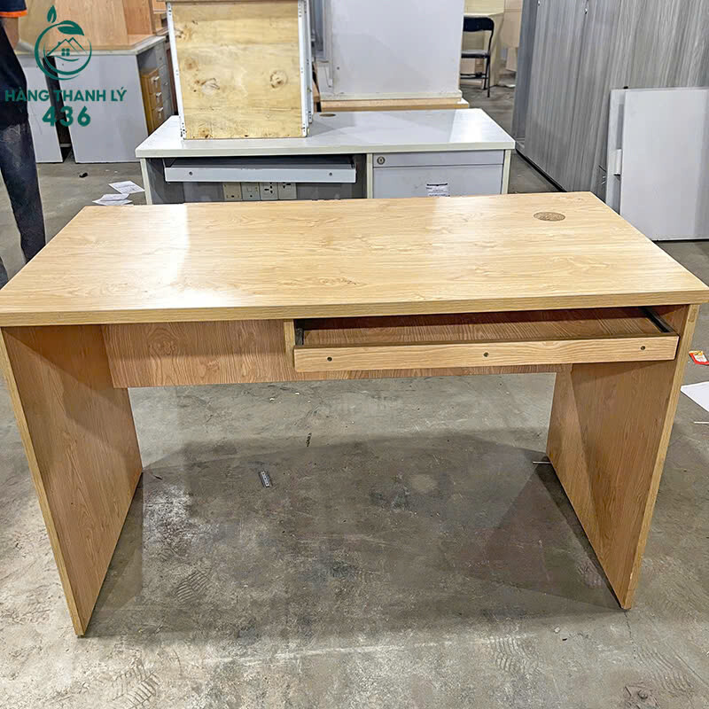 Bàn Làm Việc Cũ 1M2X60CM Gỗ Màu Nâu Sáng Đơn Giản z7006357805663_bb71c4cd95235937392b836bb01bf6ba Bàn Làm Việc Cũ 1M2X60CM Gỗ Màu Nâu Sáng Đơn Giản