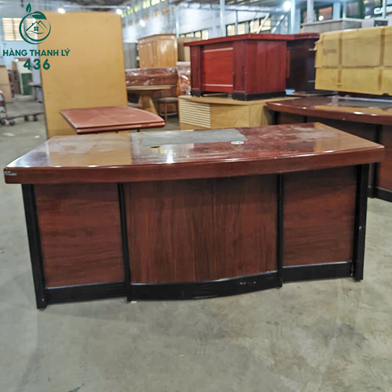 Bàn Giám Đốc 1M8 Cũ Gỗ Màu Nâu Thiết Kế Sang Trọng   z7007878905838_644747f0e6cf16131613947e0c2cebc1 Bàn Giám Đốc 1M8 Cũ Gỗ Màu Nâu Thiết Kế Sang Trọng