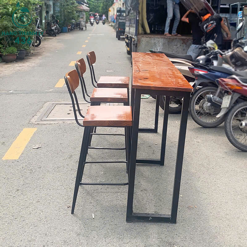 Bàn Cafe Cũ Chân Sắt Chữ U Mặt Gỗ Nâu Cũ Bền Đẹp z7012642487823_32416b2ce0c4780ffb0cf2e3238d06a4 Bàn Cafe Cũ Chân Sắt Chữ U Mặt Gỗ Nâu Cũ Bền Đẹp