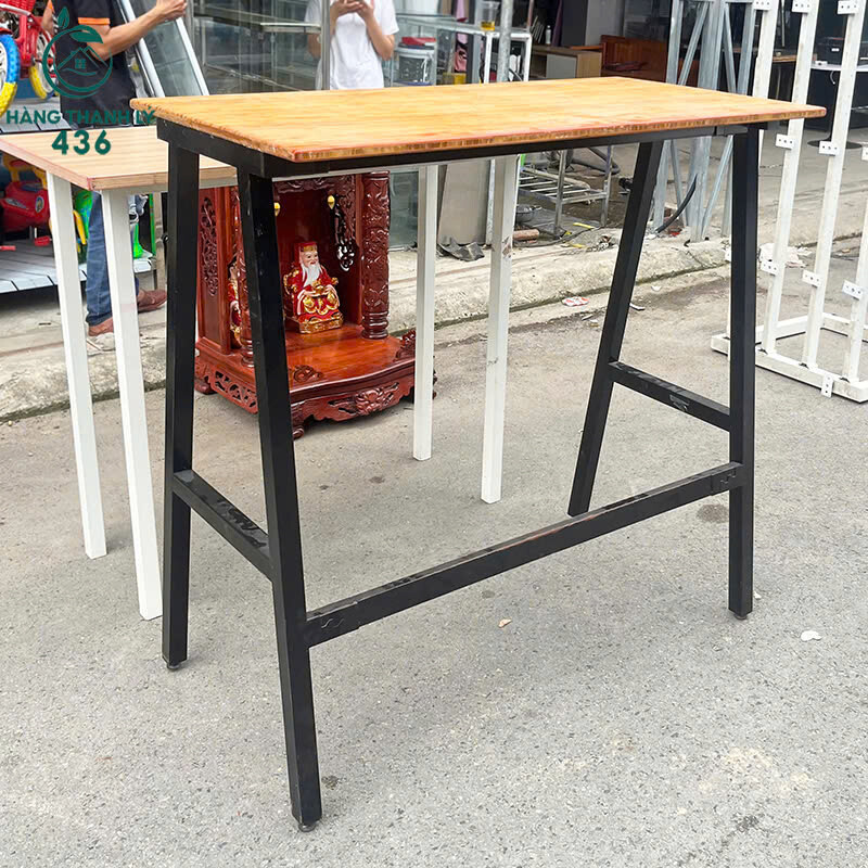 Bàn Cafe Gỗ Cũ Chân Sắt Kiểu Dáng Cao Gọn Nhẹ Giá Rẻ z7013854587234_67739327c6bb4fde44758917609c3fd4 Bàn Cafe Gỗ Cũ Chân Sắt Kiểu Dáng Cao Gọn Nhẹ Giá Rẻ