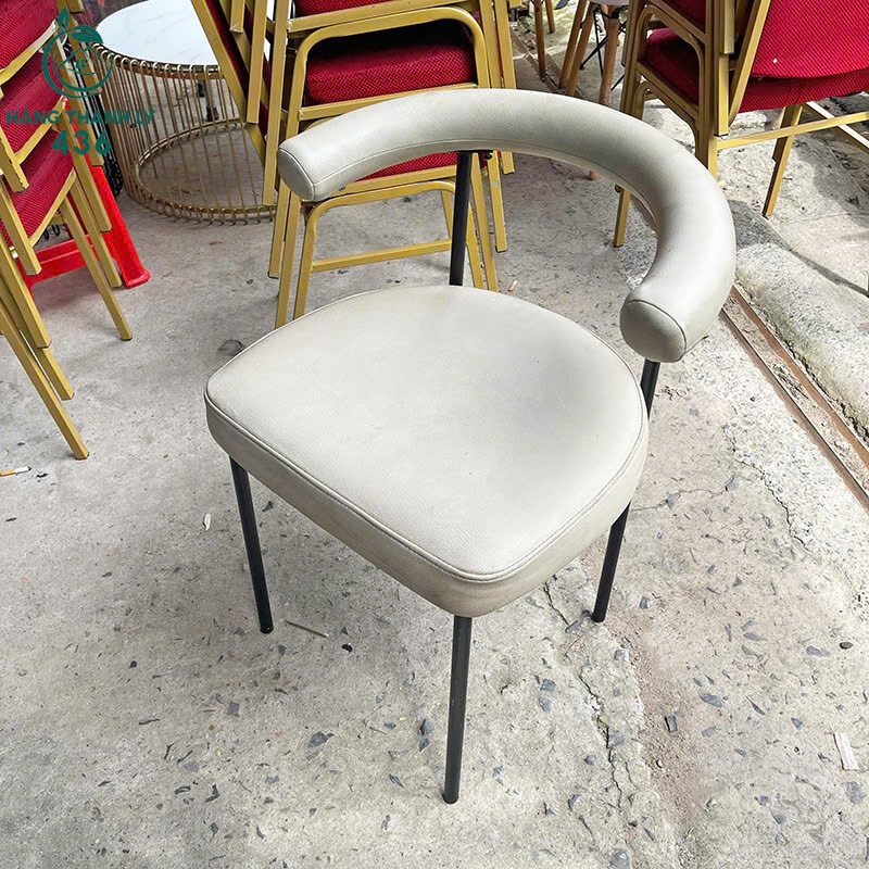 Ghế Cafe Cũ Nệm Êm Màu Ghi Nhã Nhặn Tựa Lưng Kiểu Lạ z7013864257359_866b3eac2c8ea1452c91862044f22cef Ghế Cafe Cũ Nệm Êm Màu Ghi Nhã Nhặn Tựa Lưng Kiểu Lạ